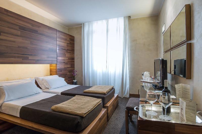 Hotel Tritone Roma